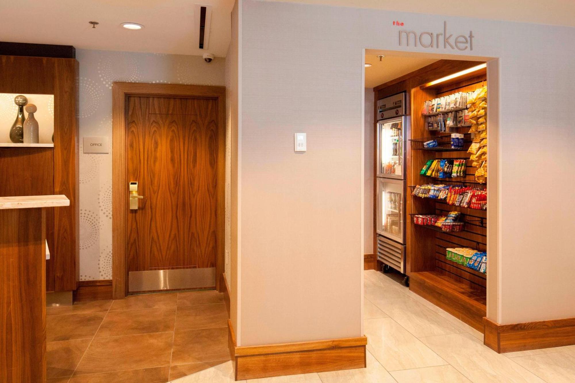 Courtyard By Marriott Ithaca Airport/University Dış mekan fotoğraf