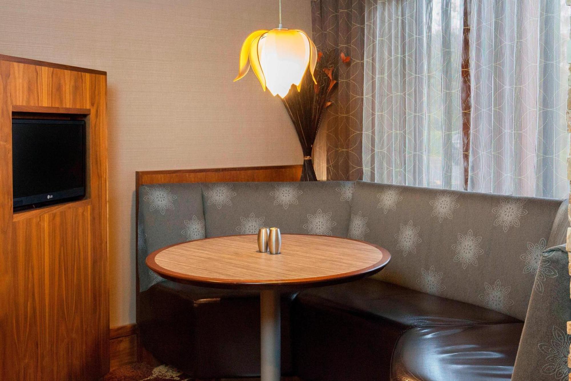Courtyard By Marriott Ithaca Airport/University Dış mekan fotoğraf
