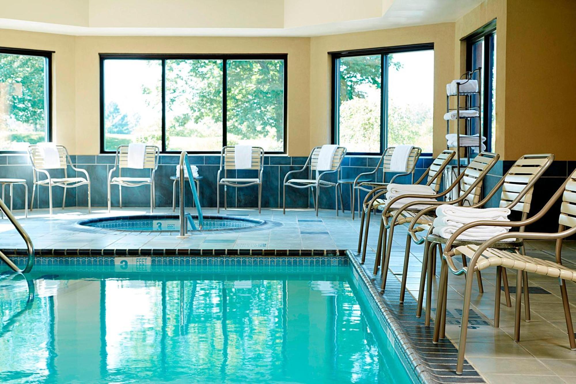 Courtyard By Marriott Ithaca Airport/University Dış mekan fotoğraf